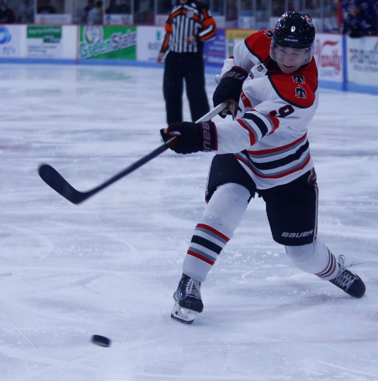 111122-spt-black hawks-12